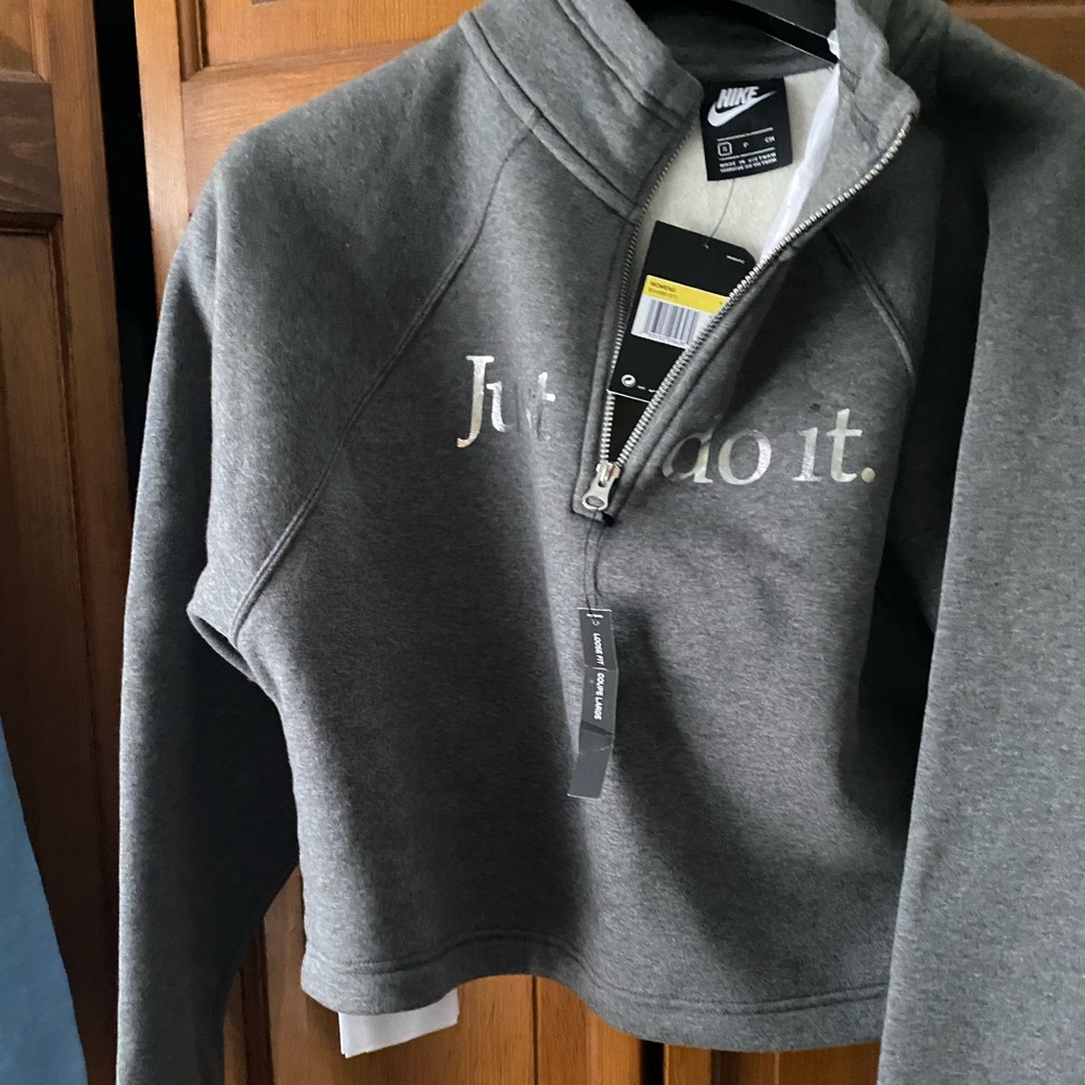 Nike quarter zip crop sweatshirt
